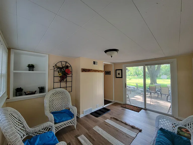 Sun room entrance with EV connect