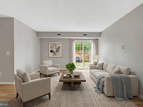 4th image of 4194 Pleasant Meadow Ct #102C