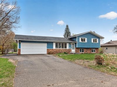 7724 Arlington Ave N, Brooklyn Park, MN, 55443