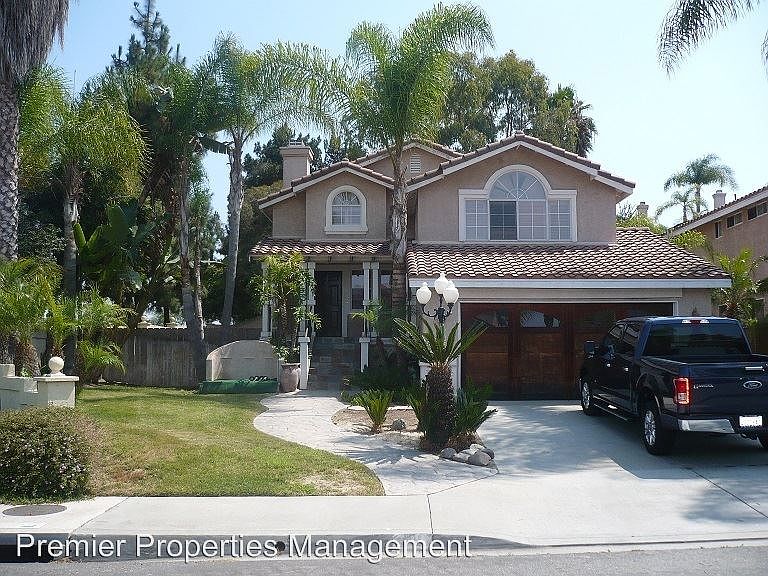 1st image of 901 Norella St
