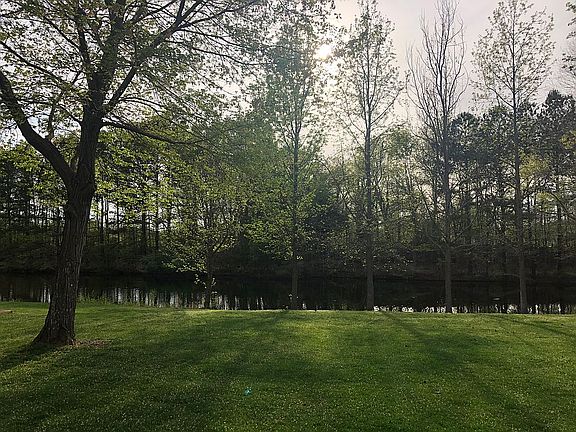 2nd image of 502 Tabb Lakes Dr