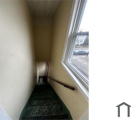 4th image of 296 Wood Ave APT 2