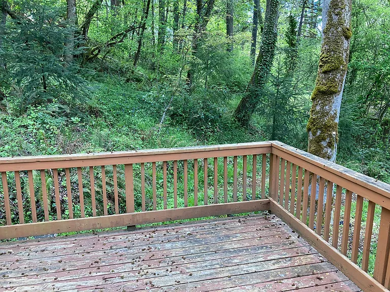 2040 S Shasta Loop — Photo 16