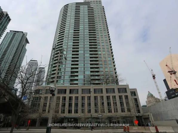 18 Yonge St #915, Toronto, ON M5E 1Z8