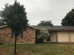 231 NE Cindy Ln, Burleson, TX 76028