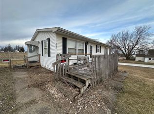 207 East St, Macksburg, IA 50155