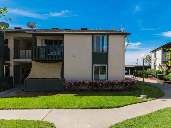 23278 Orange Ave APT 8, Lake Forest, CA 92630