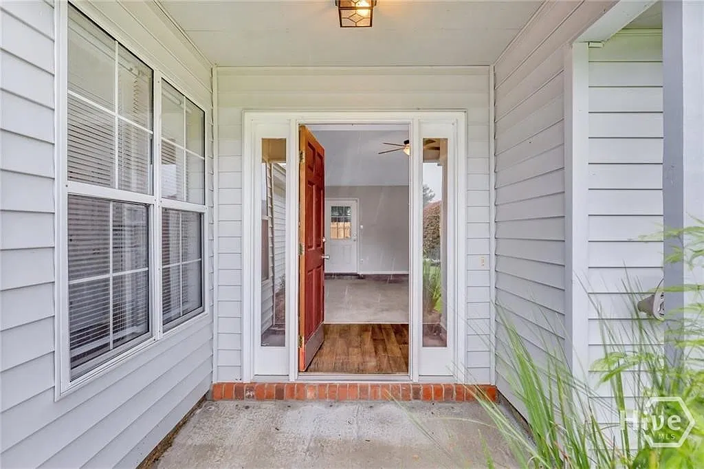 3 bed, 2.0 bath, 1488 sqft, $2,125 — Photo 4