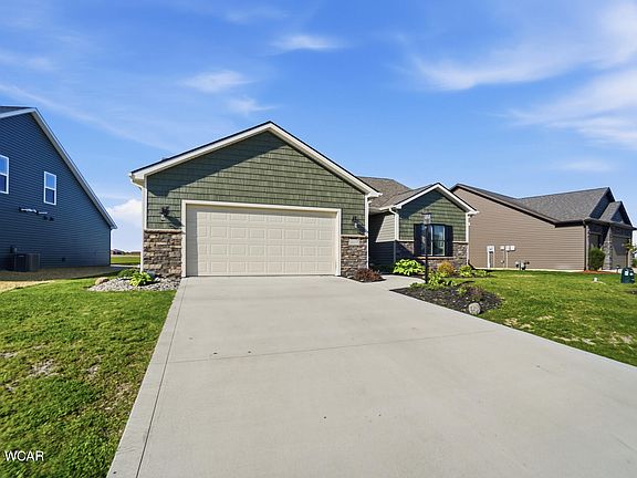 4th image of 1107 Gatsby Blvd