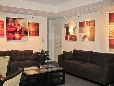 2nd image of 209 Williams St
