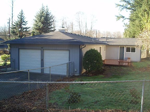 3rd image of 20926 22nd Ave W