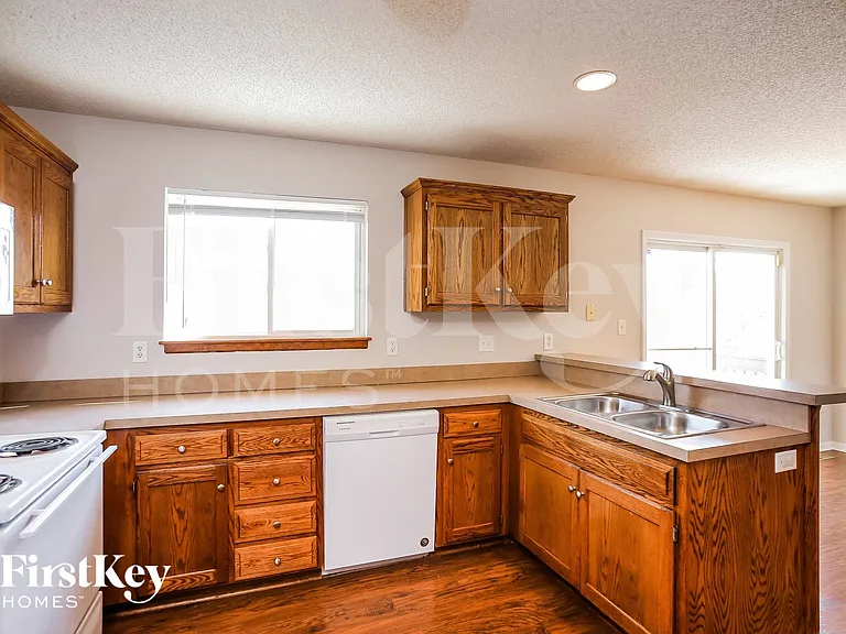 419 N Queen Ridge Ave — Photo 7