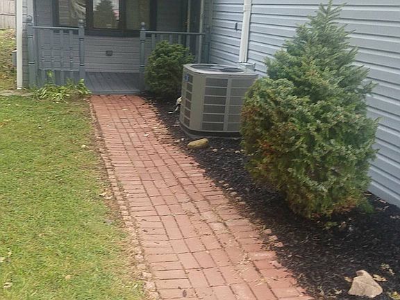 3rd image of 3714A Henley Ct