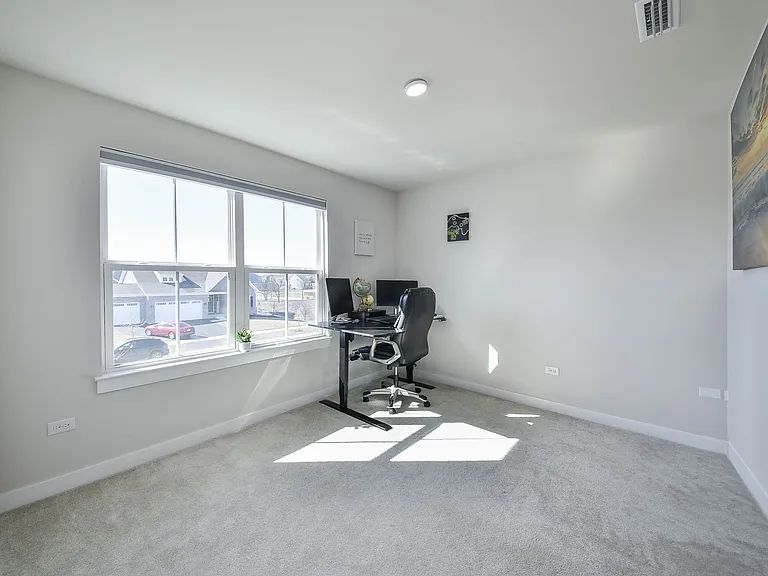 328 Carole St — Photo 14