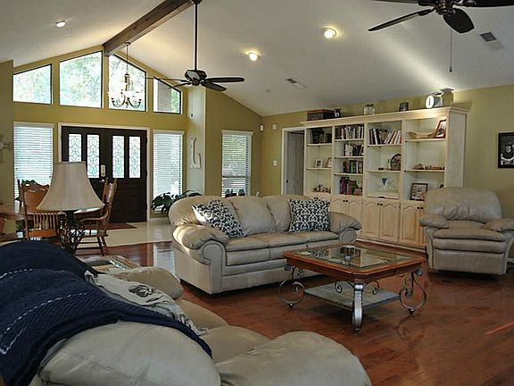 natural light through out the house