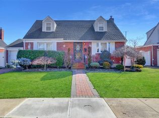 23 Rifton St, Elmont, NY 11003