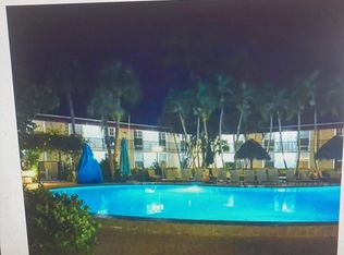 2555 Tamiami Trl N #1, Naples, FL 34103