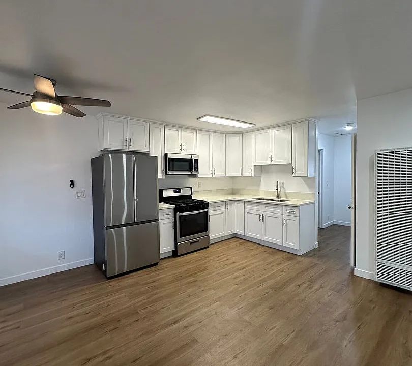14011 S Budlong Ave
