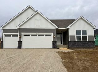 4957 Noble Ln NW, Rochester, MN 55901