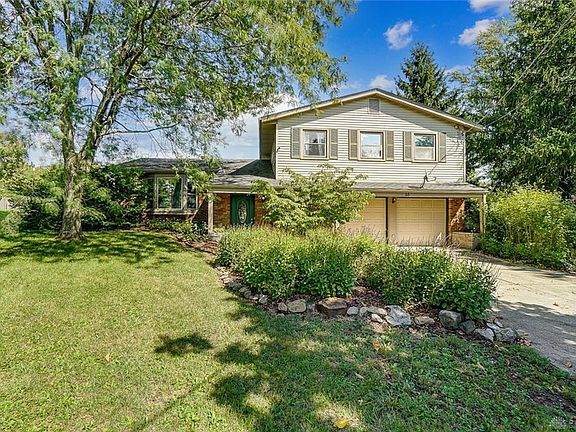 5th image of 55 Bluegrass Ct