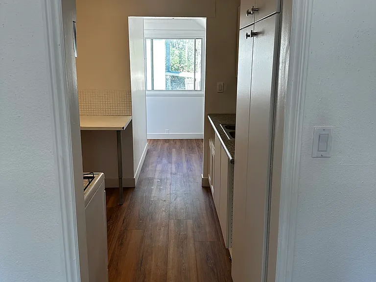 563 N Edgemoor Rd #2B — Photo 23