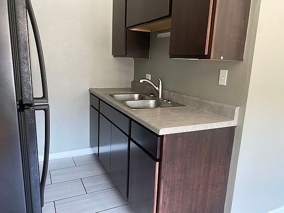 5th image of 485 Buffalo Ave APT 1F
