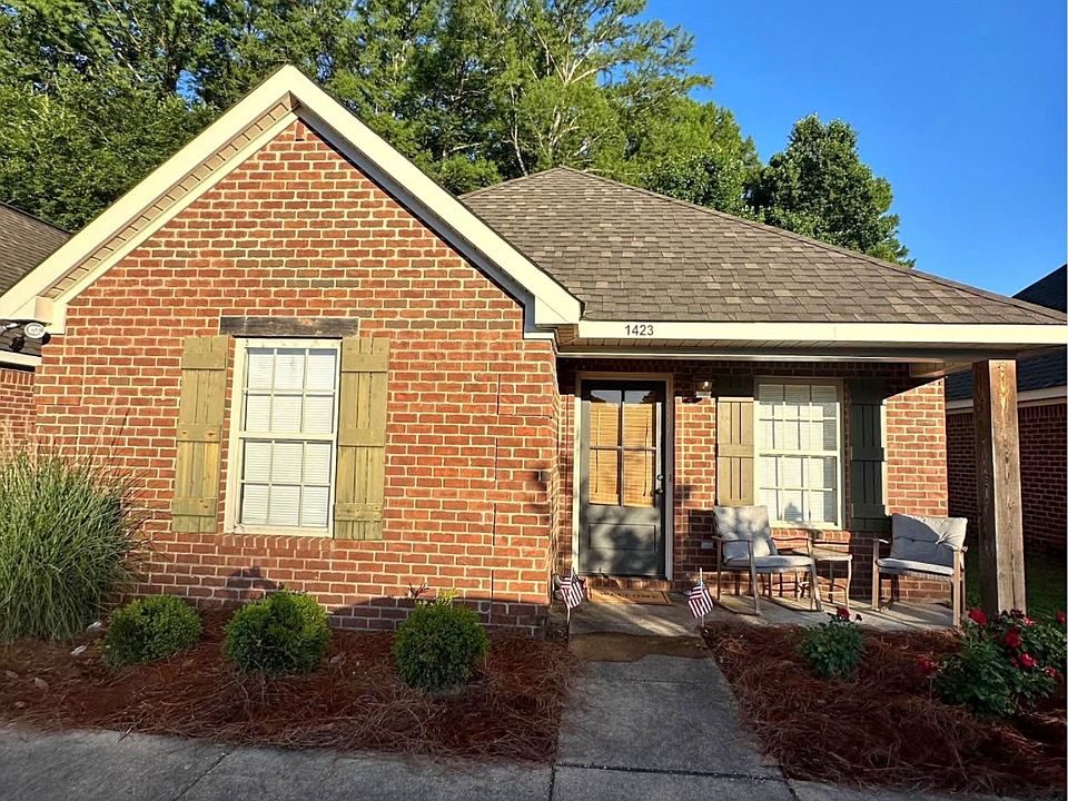 1st image of 1418 Cypress Park #1418