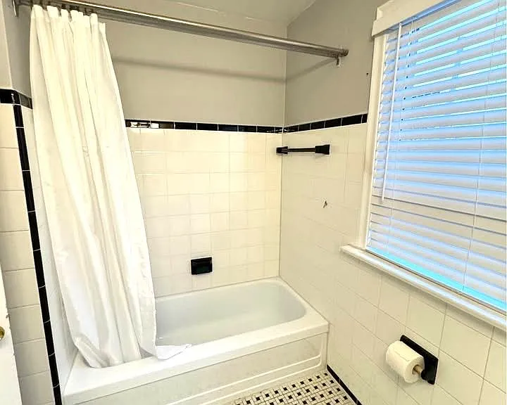 43 Foxrun Ave — Photo 11