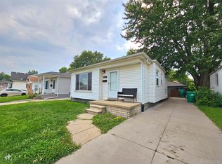 24875 Brittany Ave, Eastpointe, MI