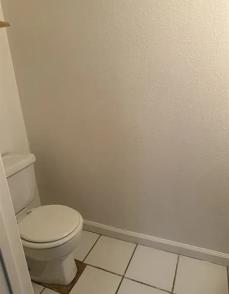 2300 Sycamore Ln #12 — Photo 9