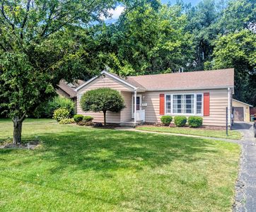 515 S Cedar Rd, New Lenox, IL, 60451