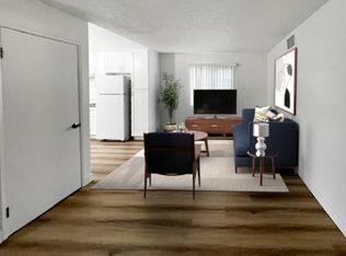 110 E 94th St #1/2, Los Angeles, CA 90003