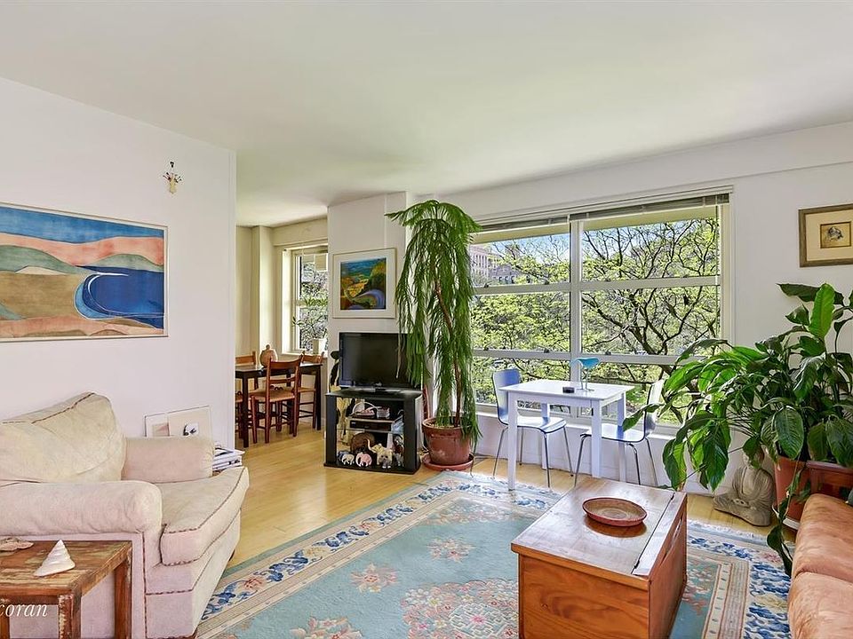 1st image of 80 La Salle St APT 6G