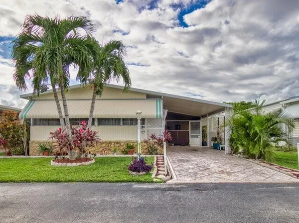 51010 Galina Bay, Boynton Beach, FL 33436