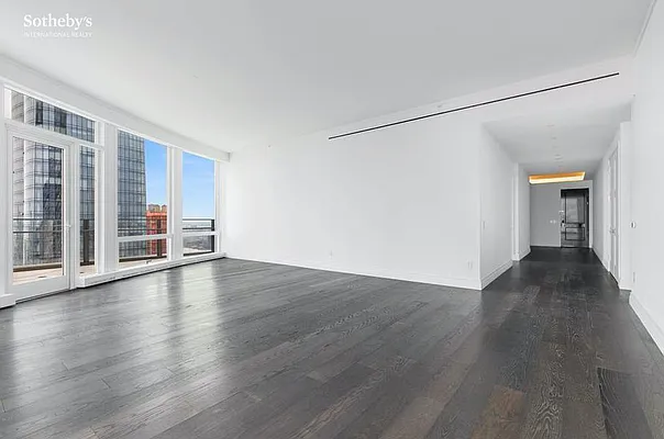 Rented by Sotheby's International Realty | media 30