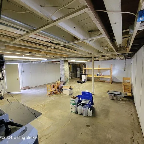210 Arterburn Dr — Photo 37