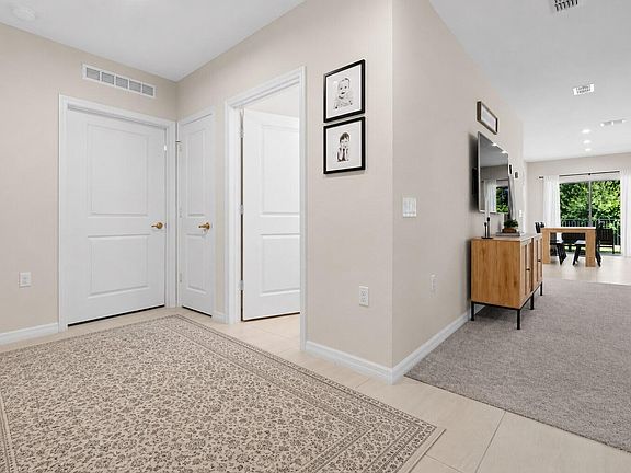4th image of 3625 Sapphire Hollow Way