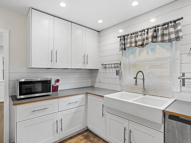 5024 Timbrook Ln — Photo 18