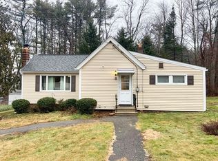8 Baker Ln, Templeton, MA 01468