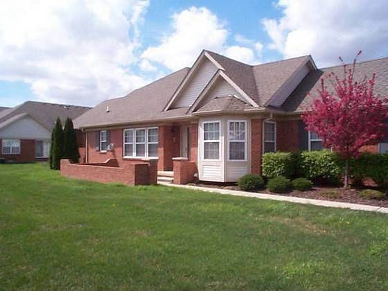 1st image of 21633 Knights Ln #17