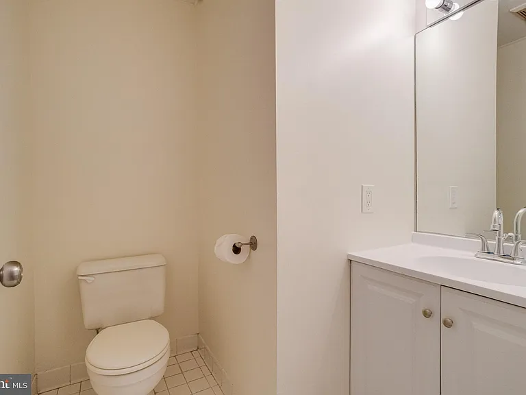 821 S Sharp St — Photo 13