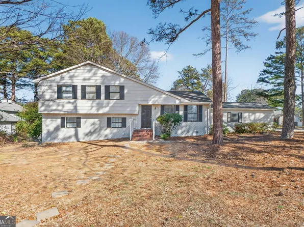 2540 Hartford Dr, Ellenwood, GA 30294