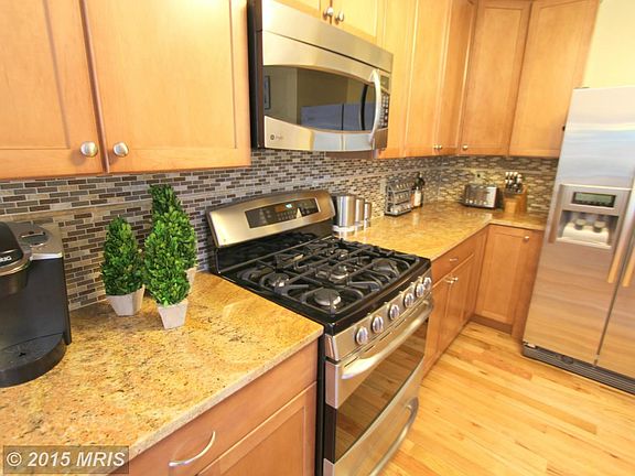 5th image of 15605 Yellowhorn Ct