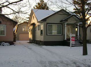 626 Walnut St, Waukegan, IL 60085