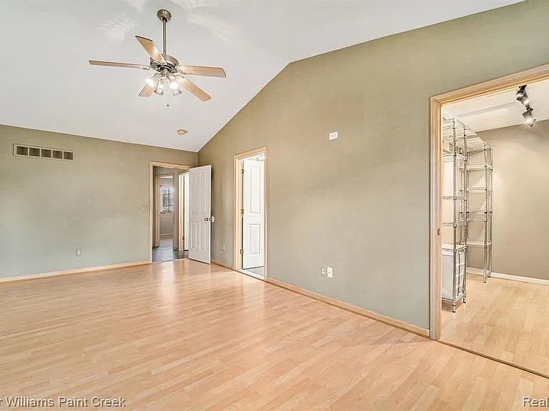 34335 Heartsworth Ln — Photo 26