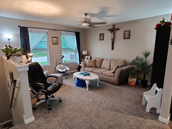 200 Chestnut St, Wamego, KS 66547