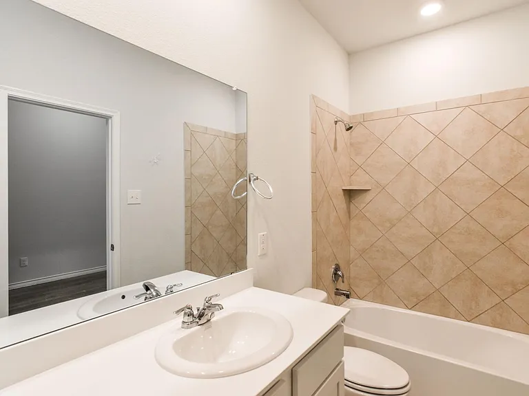 6317 Crownmere Dr — Photo 6