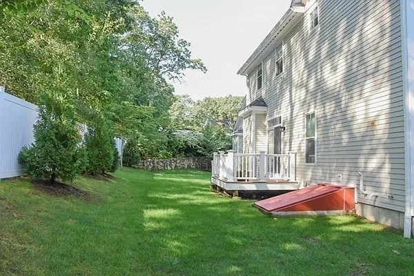 33 Boardwalk Dr #33 — Photo 27