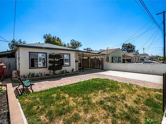 4th image of 22702 Menlo Ave