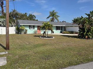 2153 Inner Cass Cir, Sarasota, FL 34231